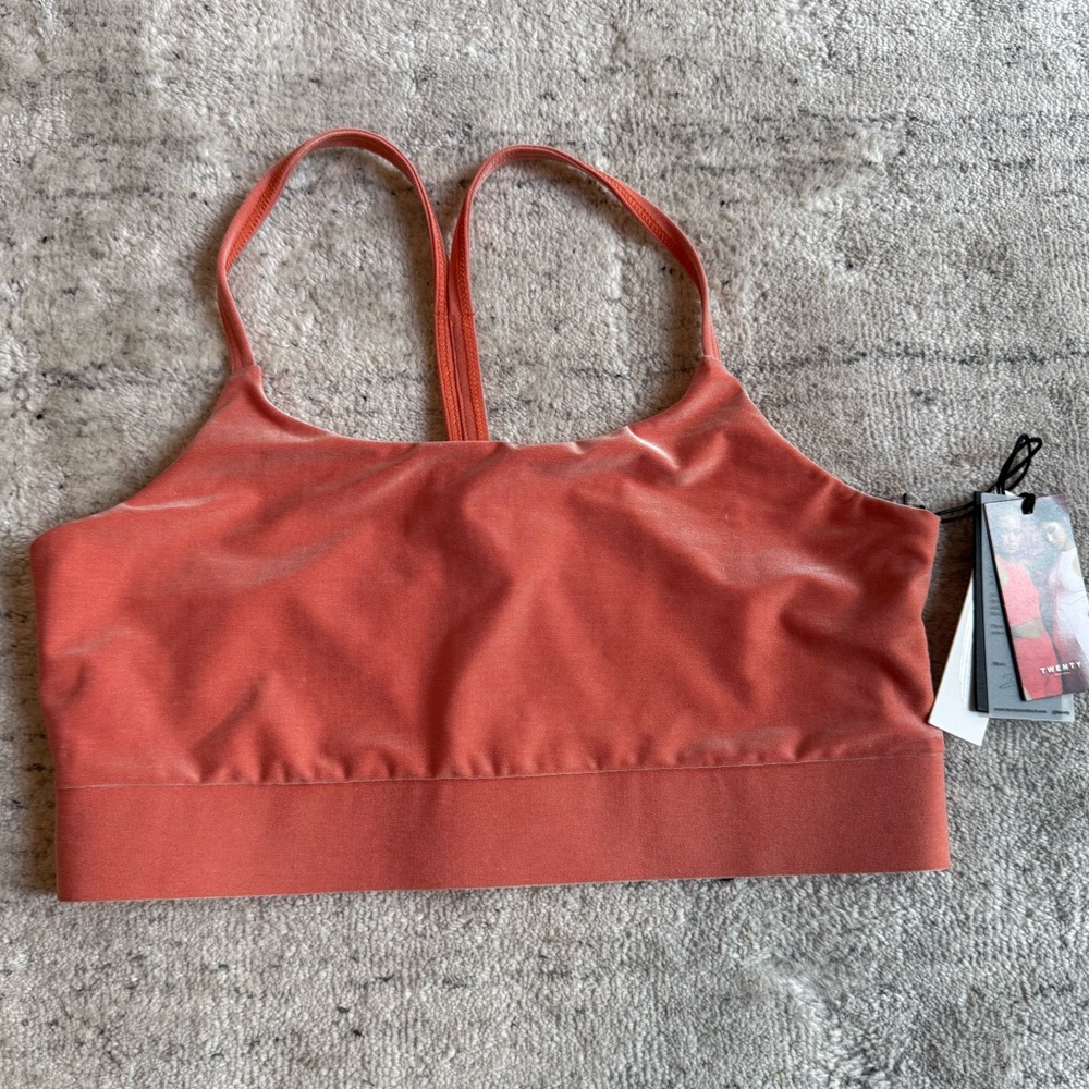 NWT TWENTY MONTRÉAL Barry’s Hot Coral/Sky Racer Back Sports Bra Sz L